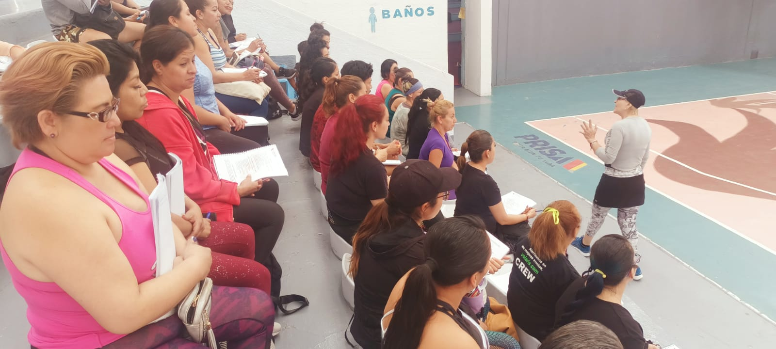 Capacitación profesional para instructoras de aerobics