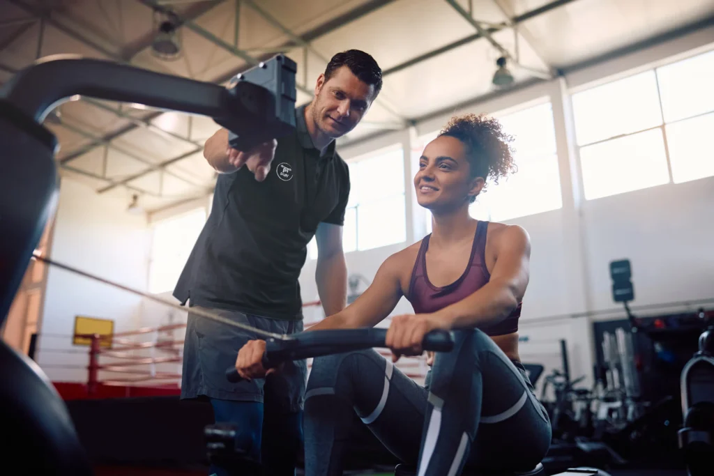 capacitador femeama personal trainer servicio gimnasio duin club.jpg